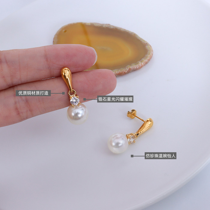 New Zircon Earrings High Quality Retro Simple Cubic Zirconia Hot Sale Pearl Silver Jewelry