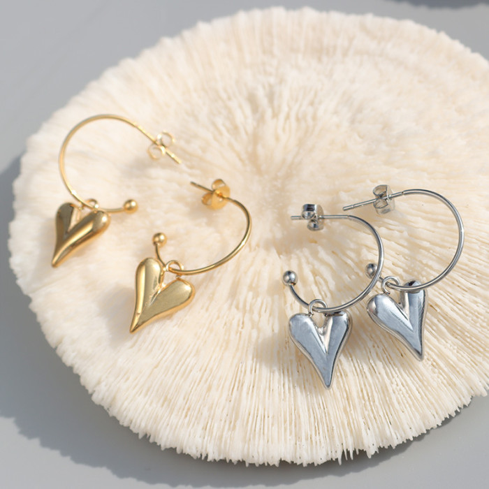 Minimalist Gold Color Love Heart Dangle Earrings for Women Korean Fashion C Shape Hoop Earrings Party Jewelry Accessories