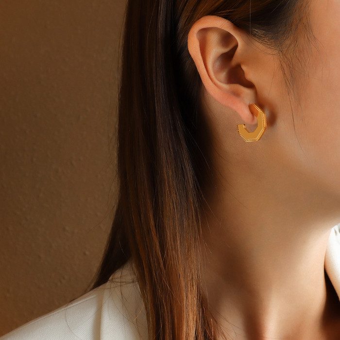 Gold Color Hoop Earring for Women Earrings New Fashion Jewelry Model