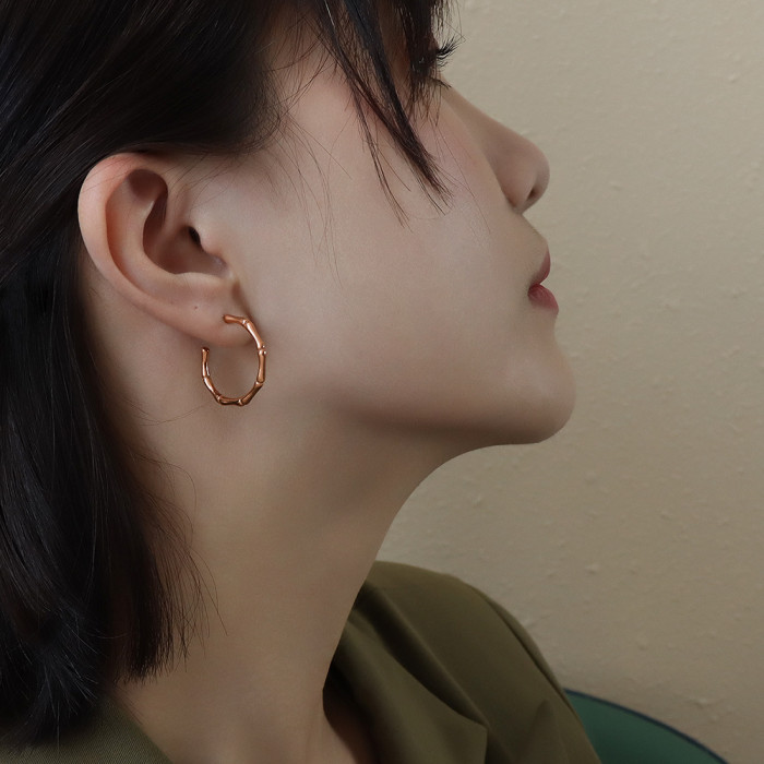Golden Bamboo Brass Hoop Earrings For Women Large Circle Hoops C Shape Statement Earrings Unique Metal Jewelry