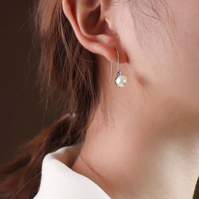 White Teardrop Simulation Pearl Earrings Dangle For Women Baroque Palace Style Jewelry Long Temperament Hook Simple Earrings