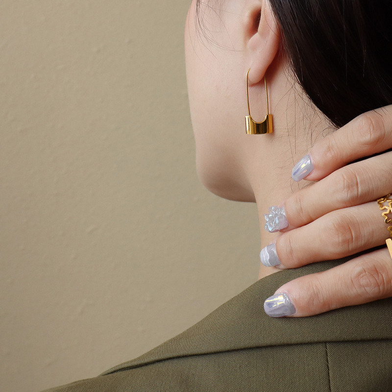 Unique Design Gold Lock Hoop Earrings for Women Small Safety Pin Earrings Hoops Minimal Jewelry