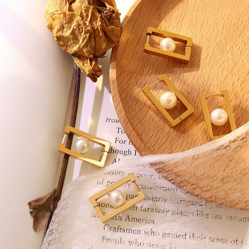 Baroque Vintage Round Bead Pearl Inlaid Hollow Metal Hoop Square Hoop Earrings for Women Girls Kids Ear Jewelry Gift