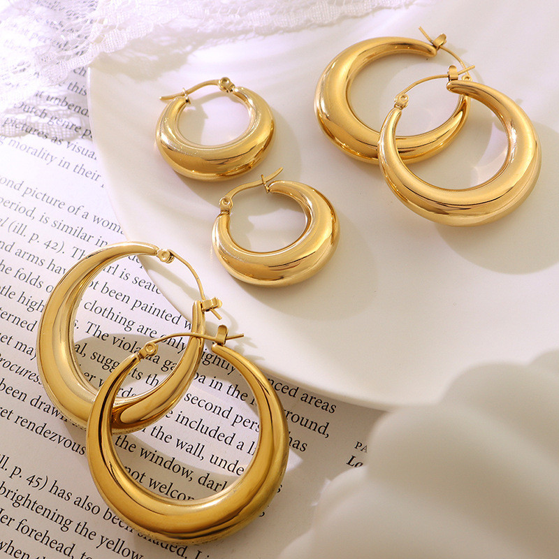 New Classic Smooth Metal Hoop Earrings For Woman Fashion Korean Jewelry Temperament Girl's Daily Wear Earrings
