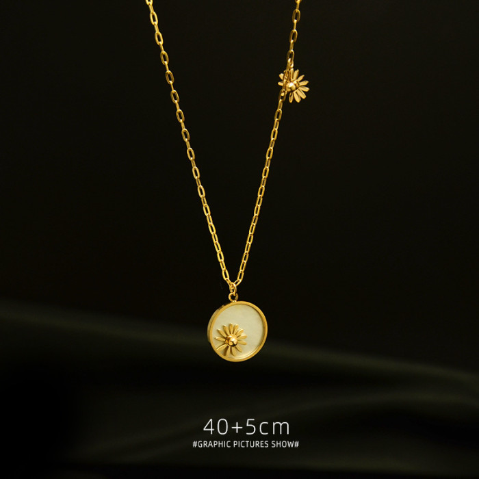 New Daisy Flower White Seashell Pendant Necklace French Retro Titanium Steel Gold Plated Jewelry Female
