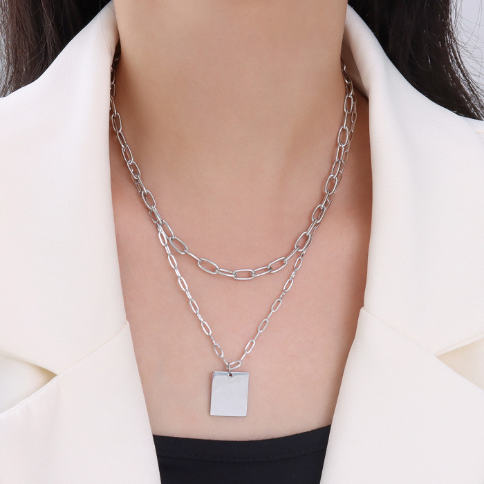 Retro Jewelry Chain Necklace Pretty Design Double Layer Metal Square Pendant Necklace Hot Selling For Women Gifts