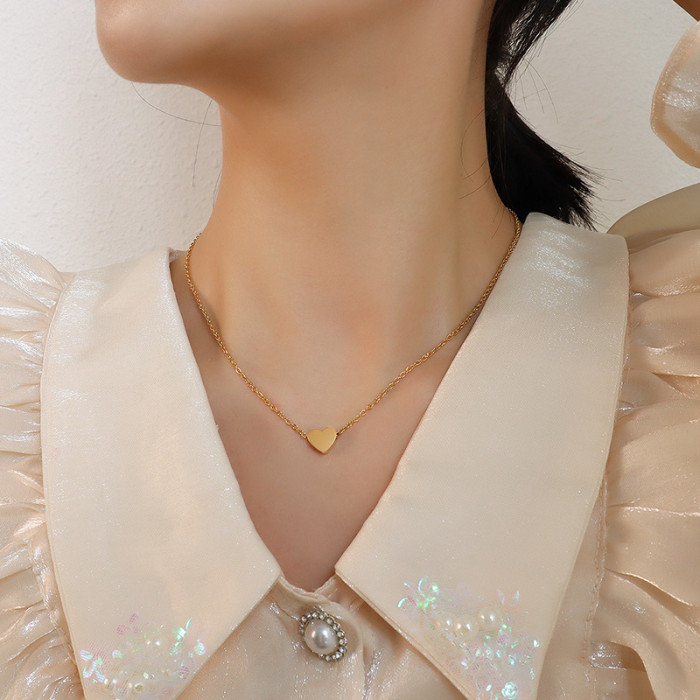 Korean Style Isn Style Choker Small Heart Love Heart Necklace Titanium Steel 18K Golden Collarbone Necklace Jewelry P113