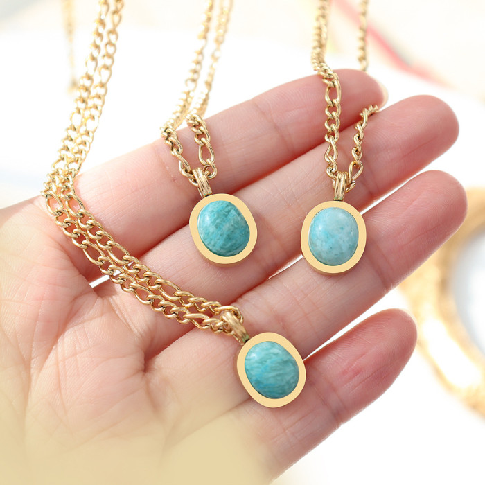 Unique Silver Plated Decorative Pattern Green Turquoises Stone Pendant Oval Shape Necklace Jewelry