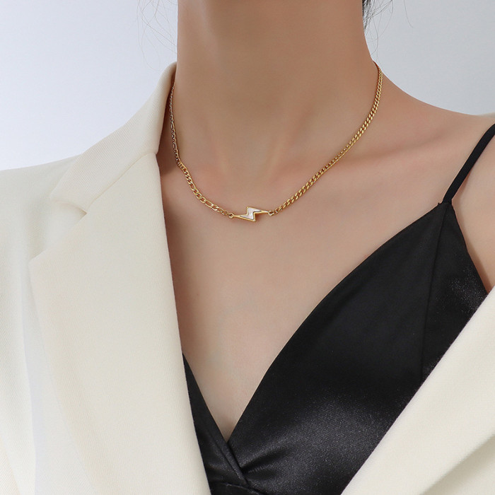OL White Sea Shell Block Lightning Necklace for Women Titanium Steel French Girl Choker Clavicle Chain Jewelry Wholesale