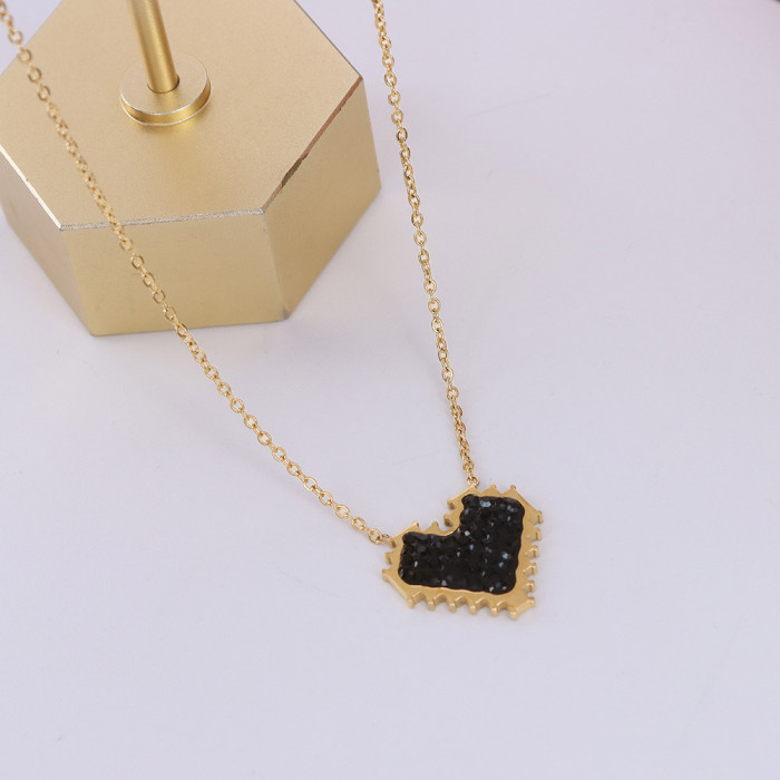 New Black Zircon Heart Pendant Necklace for Women Gold Chain Choker Necklaces Simple Fashion Jewelry Collar