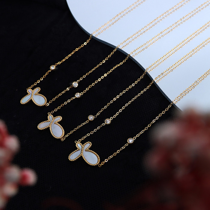 Elegant White Seashell Butterfly Shape Necklace Stainless Steel for Women Gold Plated Fashion Jewelry Gift 2022 Girls Favorite