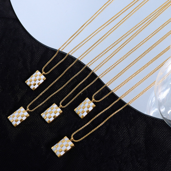 Vintage Multilayer Chain Choker Necklace for Women Punk Square Chessboard Pendant Neckalces Jewelry Wholesale