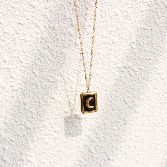 Vintage Gold Moon Black Enamel Square Pendant Necklace for Woman Trendy Anniversary Jewelry