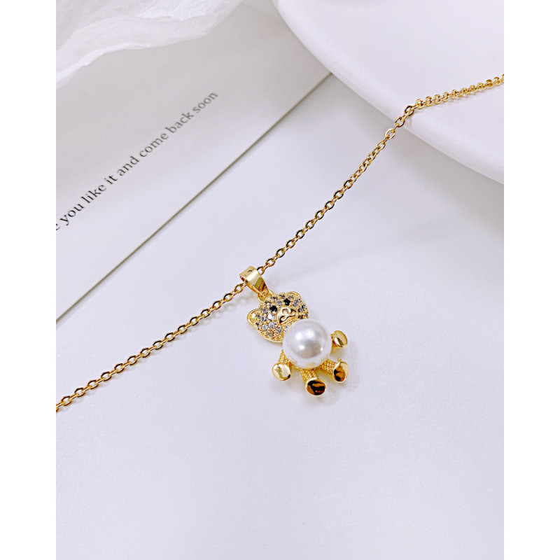 Copper CZ Animal Bear Pendant Necklace White Stone Pearls Gold Chain Necklace Jewelry for Women