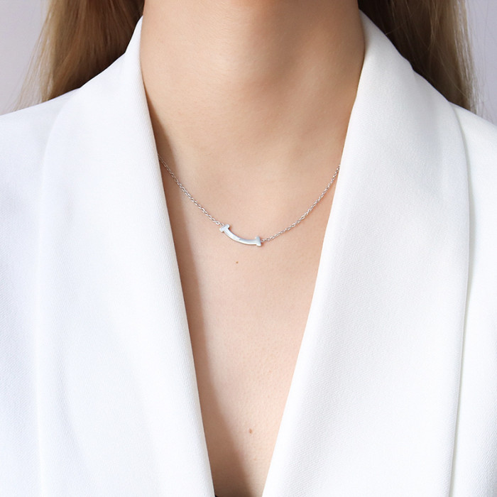 New Valentines Gift T Shape Retro Simple Smile White Seashell Pendants Necklace Women