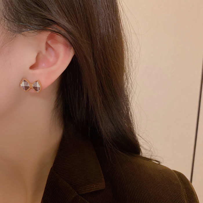 Asymmetric Daisy Flower Bow Earring for Women Stainless Steel Circle Ear Rings Boho Jewelry