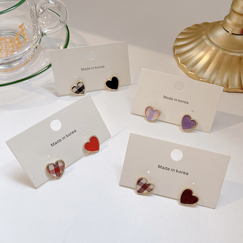 Korea Sweet Red Grid Love Heart Stud Earring for Women Asymmetric Contrast Color Fabric Earring Jewelry Pendientes