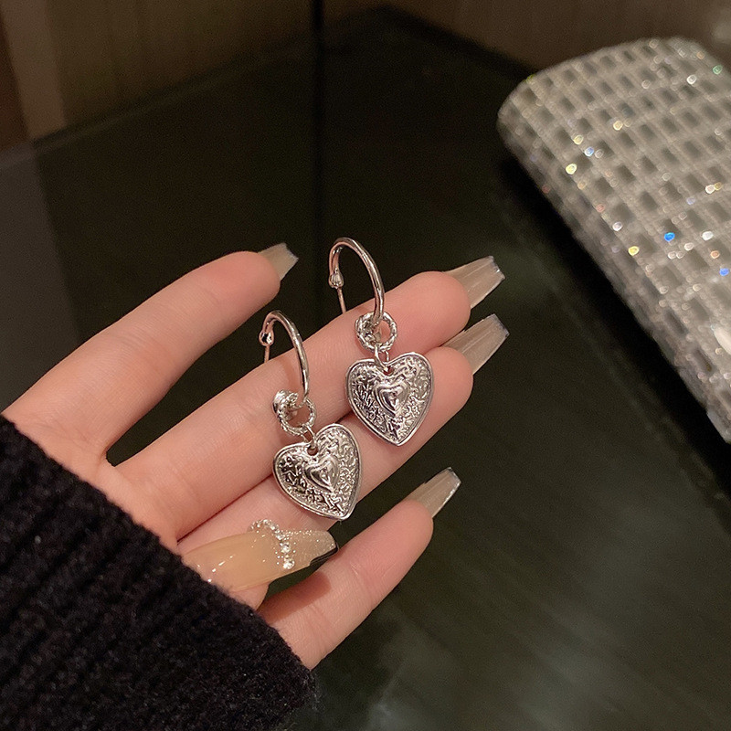 Silver Color New Love Heart Hoop Earrings Female Fashion Cute Romantic Elegant Jewelry Couple Handmade Gifts