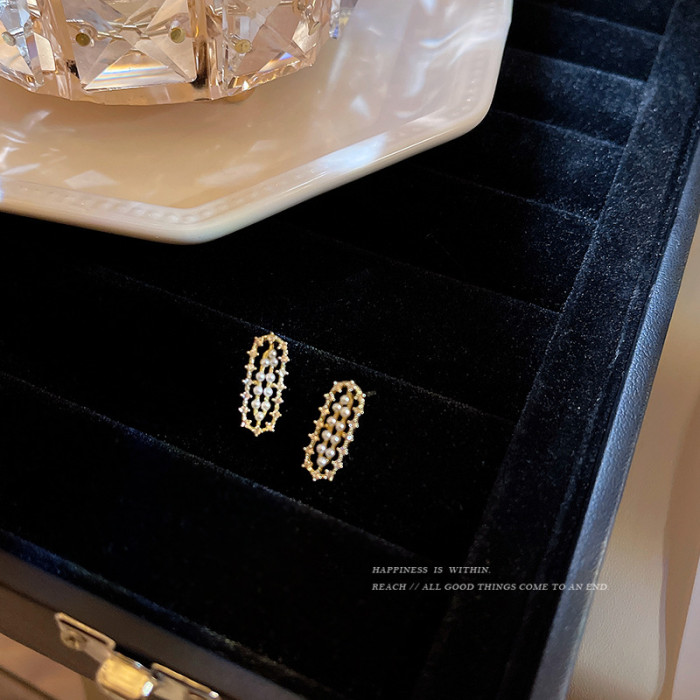 Round Oval Crystal Pearl Stud Earrings For Women New Copper Zircon Earring Fashion Jewelry