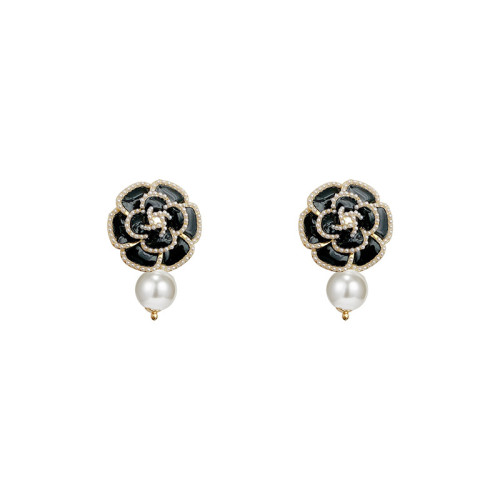 Famous Design Golden Flower Pearl Stud Earring For Women Trendy  Jewelry