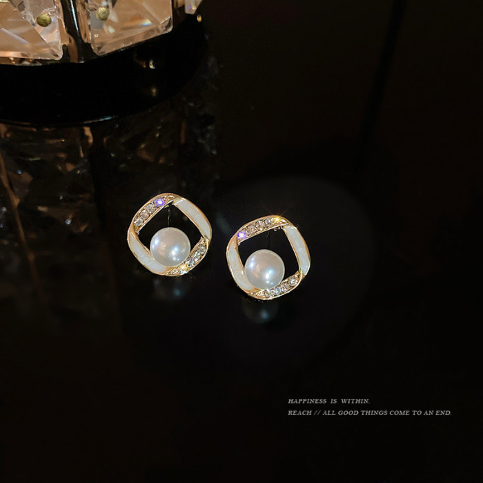 Vintage Bohemia Square Zircon Pearl Earrings for Women Simple Small Cute Stud Earring Korean Jewelry Luxury Fashion