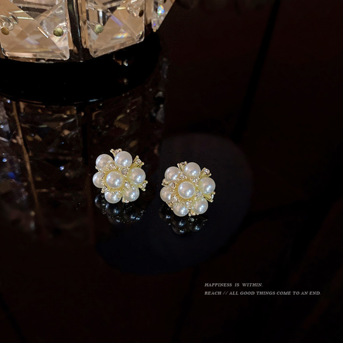 Luxury Statement Earings Fashion Jewelry Fireworks Simulated Pearl Flower Stud Earrings For Women Bride Wedding Wholesale