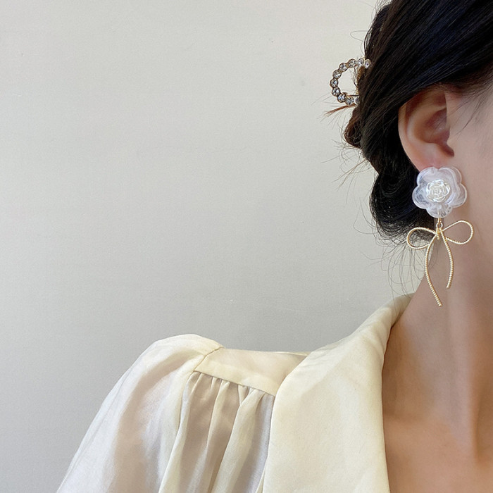 Sweet Jewelry White Resin Flower Earrings Pretty Design Celebration Gifts Bow Drop Earrings For Girl