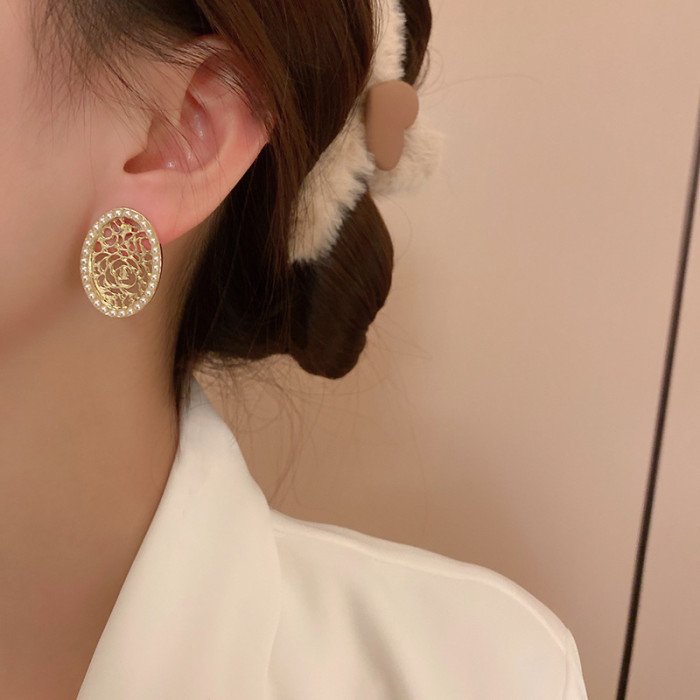 Tiny Imitation Pearl Paved Hollow Rose Flower Oval Stud Earrings Gold Color Vintage Women Jewelry