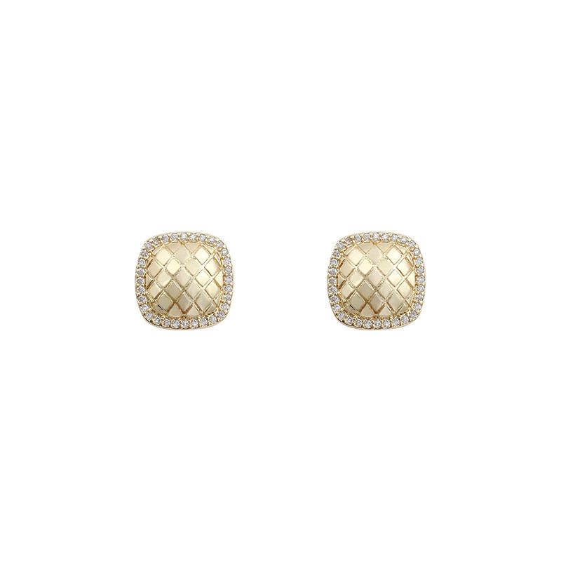 French Style Retro Gold Plaid Square Circle Heart Stud Earrings Women's Stylish Matte Gold Bohemia Earring