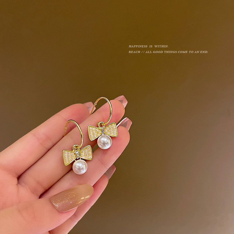 Korean High End Fashion Charm Harmonie Zircon Circle Imitation Pearl Bow Earrings Female Jewelry Wholesale Rhinestone Earing