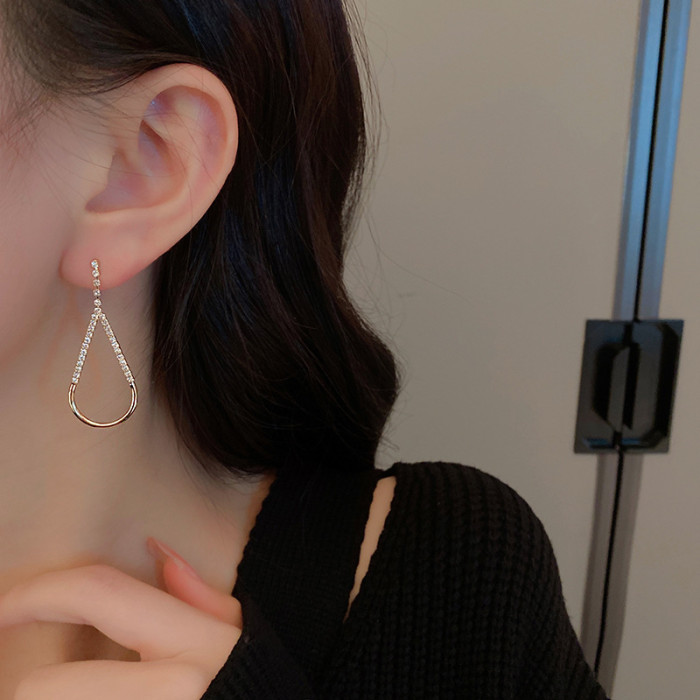 Korean Fashion Hollow Waterdrop Earring Delicate Charms Earrings for Women Gifts Jewelry