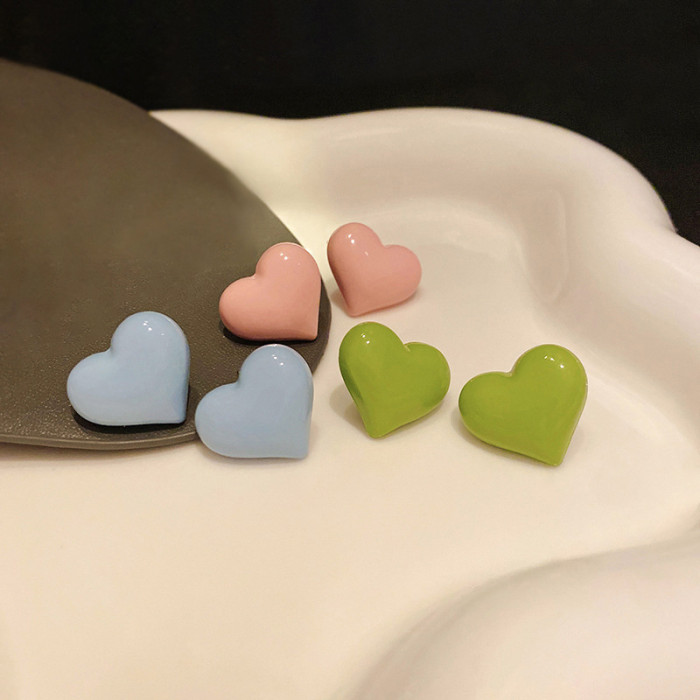 Korean New Sweet Candy Color Pink Blue Acrylic Heart Stud Earrings For Women Fashion Jewelry Love Heart Resin Earings Wholesale