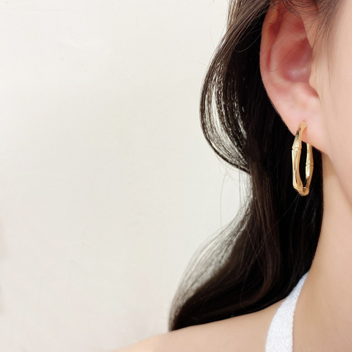 Statement Gold Big Bamboo Circle Hoop Earrings for Women Hip Hop Exaggerated Metal Earrings Popular Jewelry