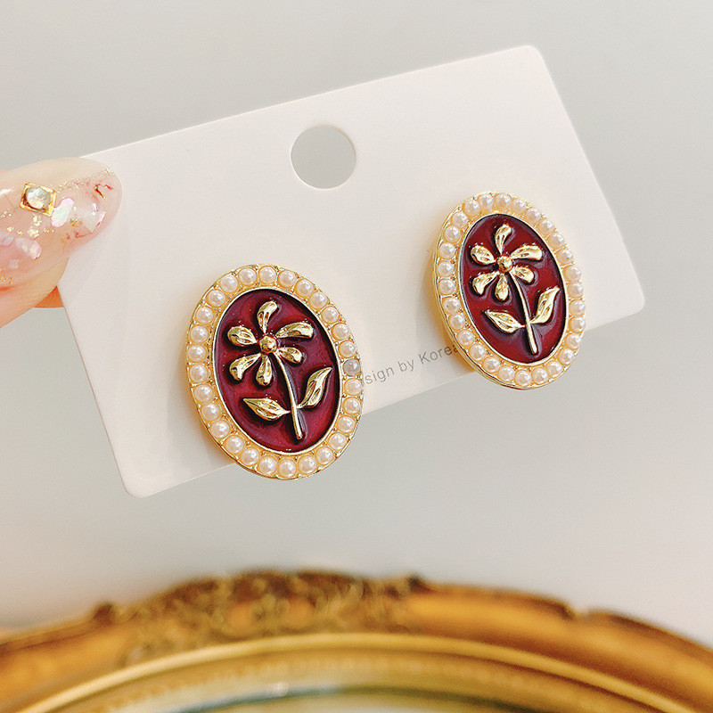 Oval Round Imitation Pearl Flower Stud Earrings For Women Girls Elegant Pearl Beads Red Enamel Earrings Jewelry