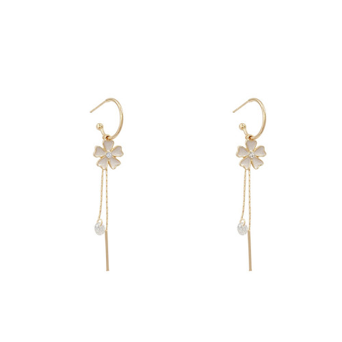 Long Flower Fashion Delicate Small Daisy C Earrings Female Ear Jewelry Fashion Stud Earrings