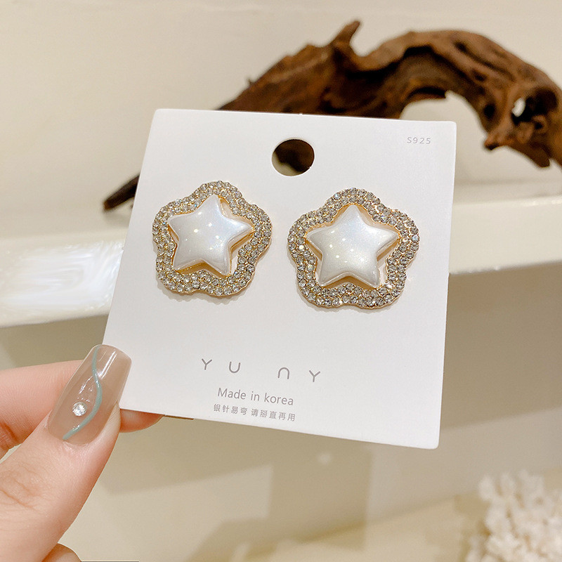 LoveLink New Design White Acrylic Star Geometric Zircon Flower Hollow Earrings Womens Simple Gold Color Jewelry Gift