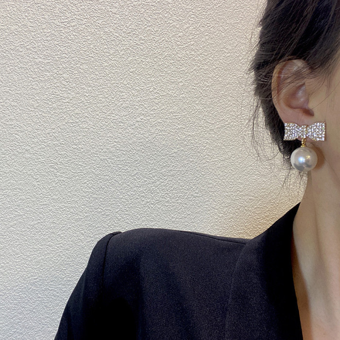 Elegant Simple Zircon Bow Pearl Stud Earrings Women High Sense Charm Wedding Gift Jewelry
