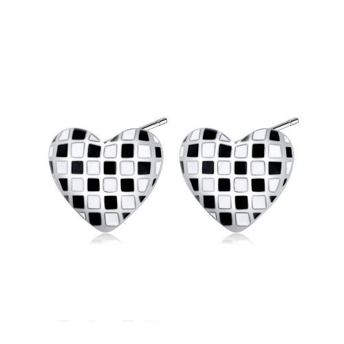 Wholesale S925 Sterling Silver Trendy Women's Fashion Jewelry  Simple Retro Epoxy Black And White Plaid Heart Stud Earrings xz950