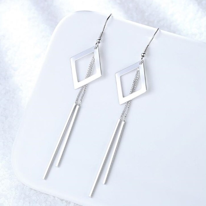 Wholesale S925 Sterling Silver Trendy Jewelry High Quality Women Fashion Retro Long Tassel Hollow Square Water Drop Pop Earrings