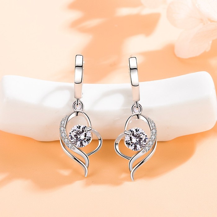 Wholesale S925 Sterling Trendy  Women's Fashion Jewelry High Quality Cubic Zirconia Heart Love Hollow Long Tassel Earrings