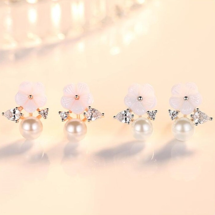 Wholesale 925 Sterling Silver Trendy Women Stud Earrings Retro Simple Cubic Zirconia Flower Freshwater Pearl Jewelry  274