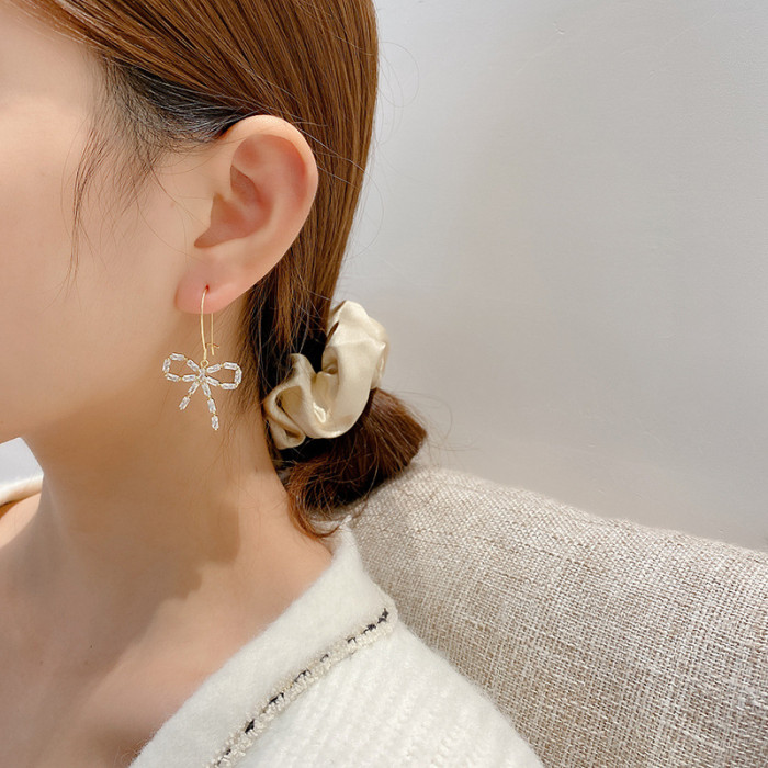 Metal Zircon Hollow Bow Daisy Hoop Earrings For Womens Gift Jewelry Fashion Shinny Rhinestone Small Circle Earrings