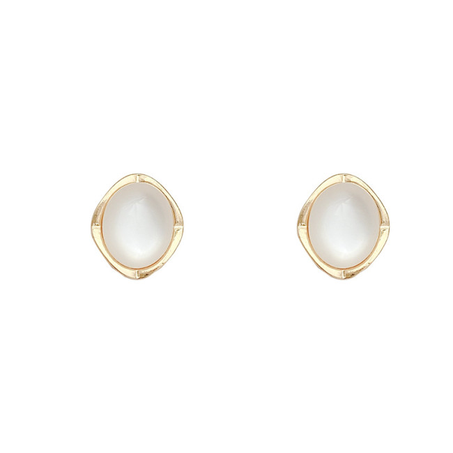 Luxury Opal Earrings Fashion Oval Earring Vintage Palace Fashion Design Elegant Ladies Jewelry