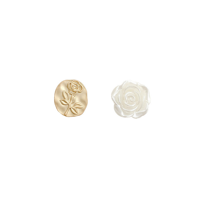 Advanced Asymmetric Rose Flower Earrings Female Square Retro Court Earring Temperament Fashion No Ear Hole Party Jewelry