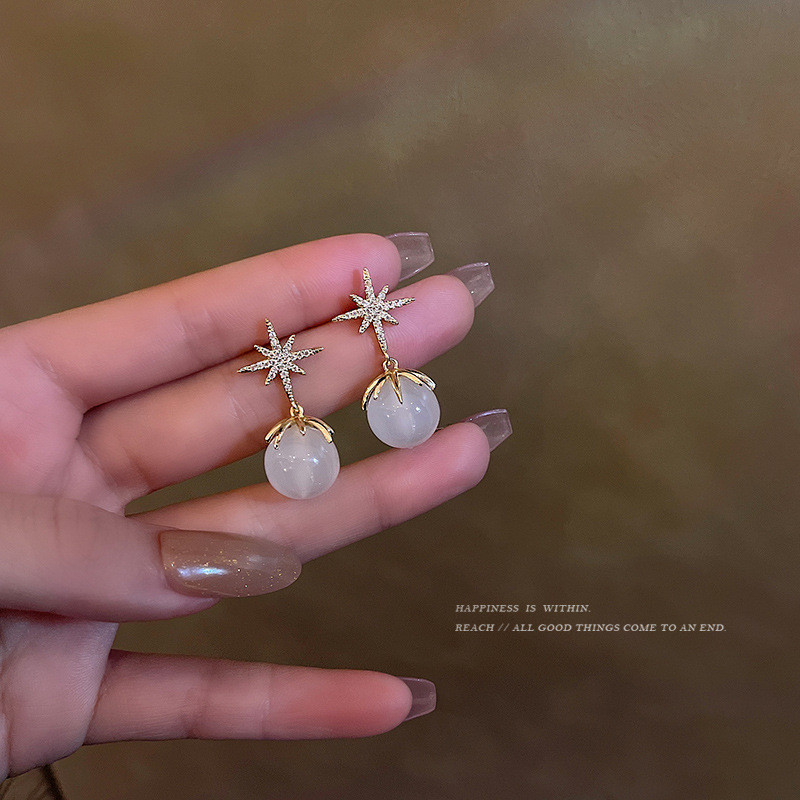 Minimalist Gold Moon Star Earrings Asymmetric Star White Fire Opal Earrings Dangle Pendant for Women Female Jewelry