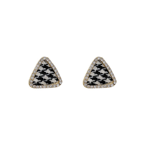 Black and White Plaid Triangle Stud Earrings Korean Simple Temperament Earrings for Female Women Jewelry