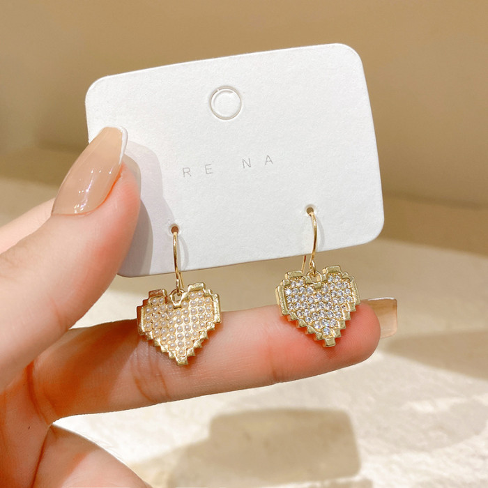 New Arrival Gold Silve Love Heart Earrings For Women Korean Style Pearl Earrings Party Wedding Jewelry