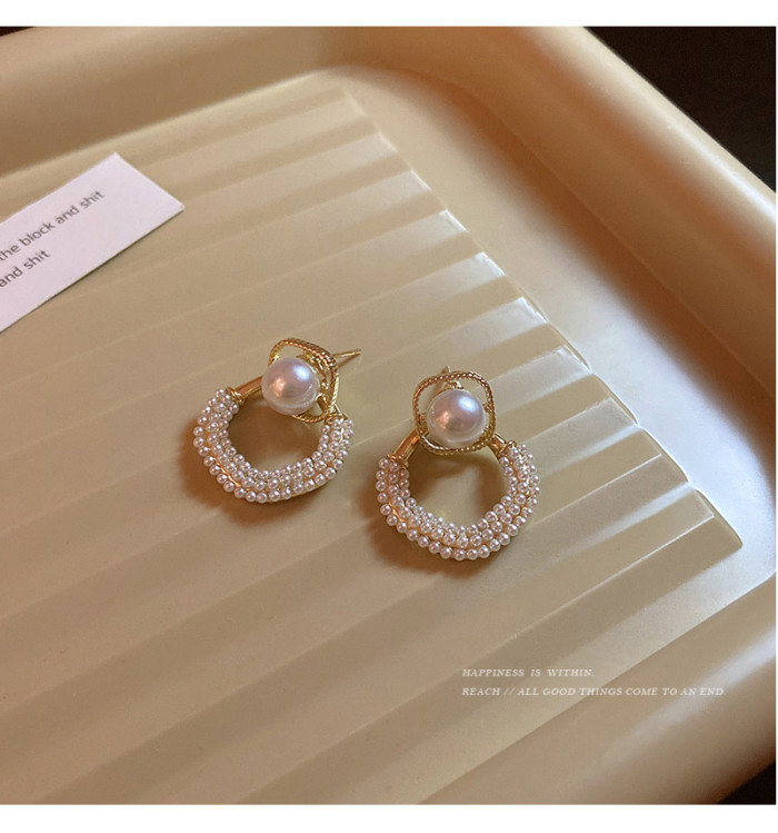 Classic Retro Pearl Dangle Earrings Woman Round Circle Hanging Earrings Party Unusual Anti Allergy Hoop Ear Hooks Jewelry