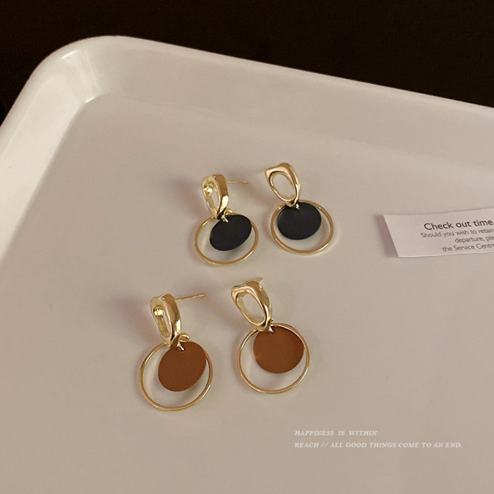 Hot Sale Simple Hollow Metal Round Pendant Earrings for Women Geometric Circle Dangle Earrings Jewelry Wholesale