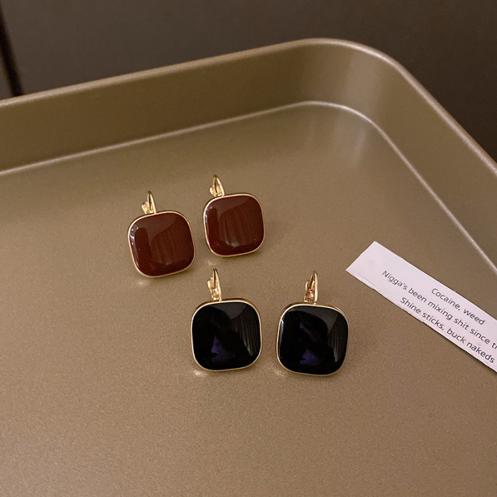 Black Shell Square Titanium Steel Ear Buckle Female Hoop Earrings Classic Rose Gold Wedding Earrings For Women
